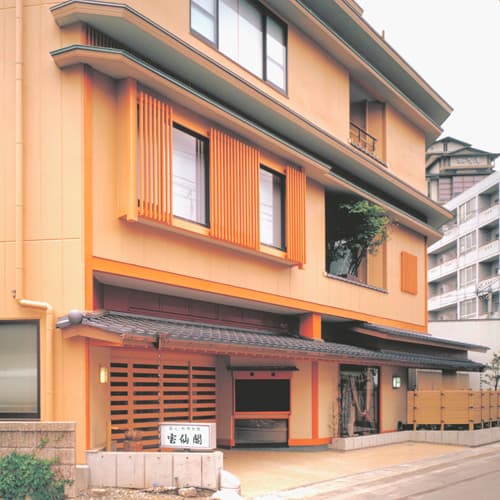 和倉温泉のにごり湯|泉質で選ぶ高級温泉宿4選【2026年版】