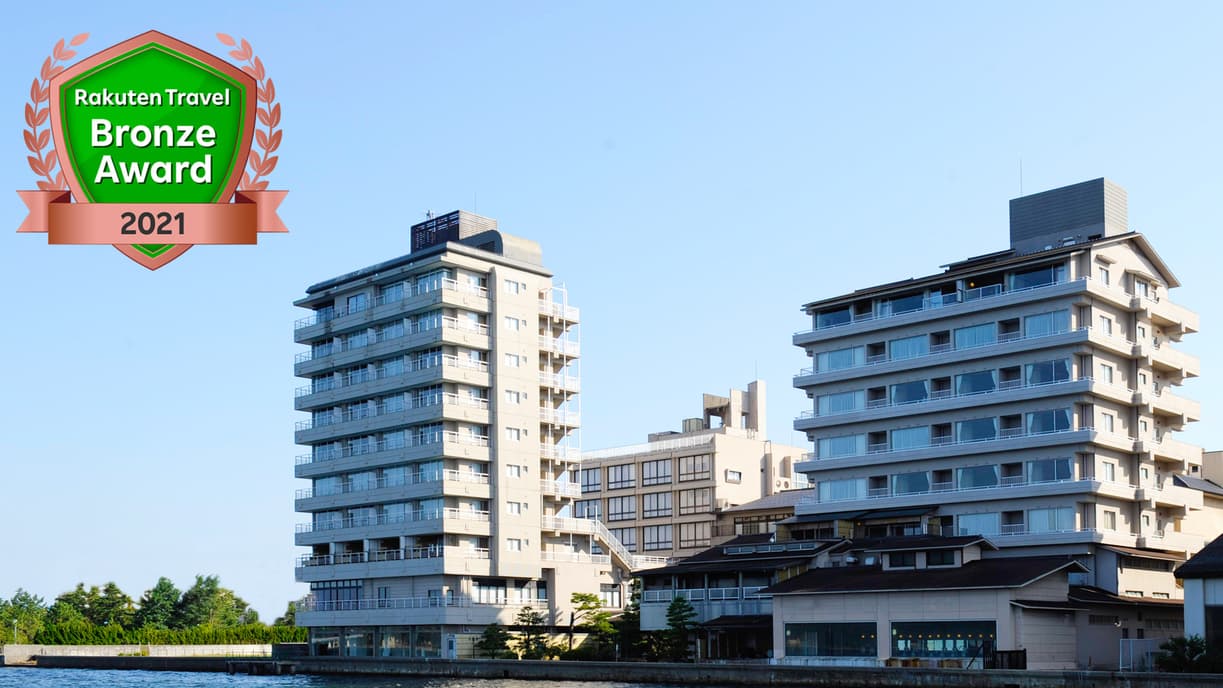 和倉温泉で今も泊まれる老舗旅館4選【2026年版】能登の海と復興の湯を訪ねて