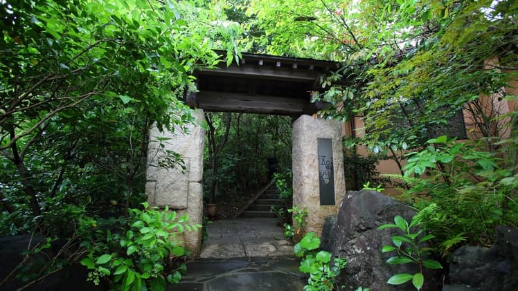 天草の温泉旅館5選【2026年最新】客室露天風呂で多島美を独り占め