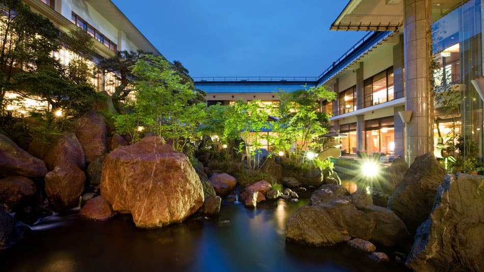 新潟 部屋食×露天風呂付き客室の宿4選【2026年最新】月岡・岩室・瀬波・咲花